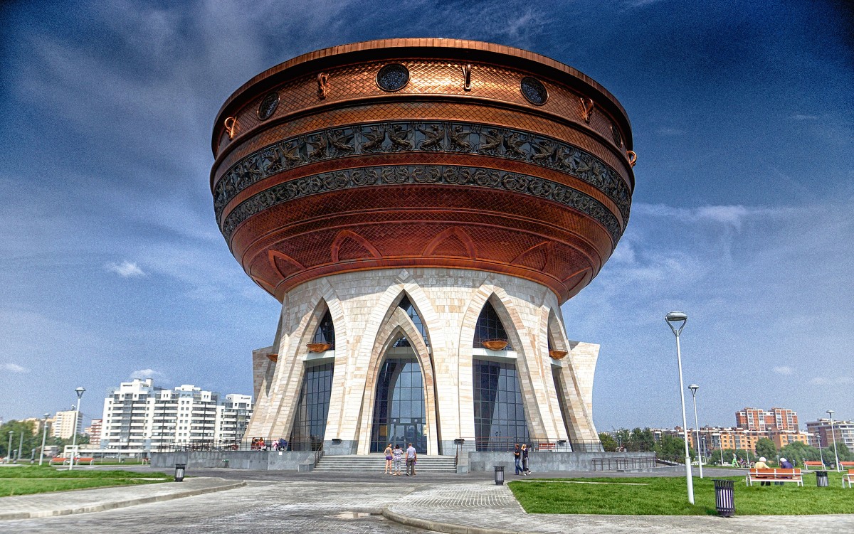 Центр семьи Казань памятники