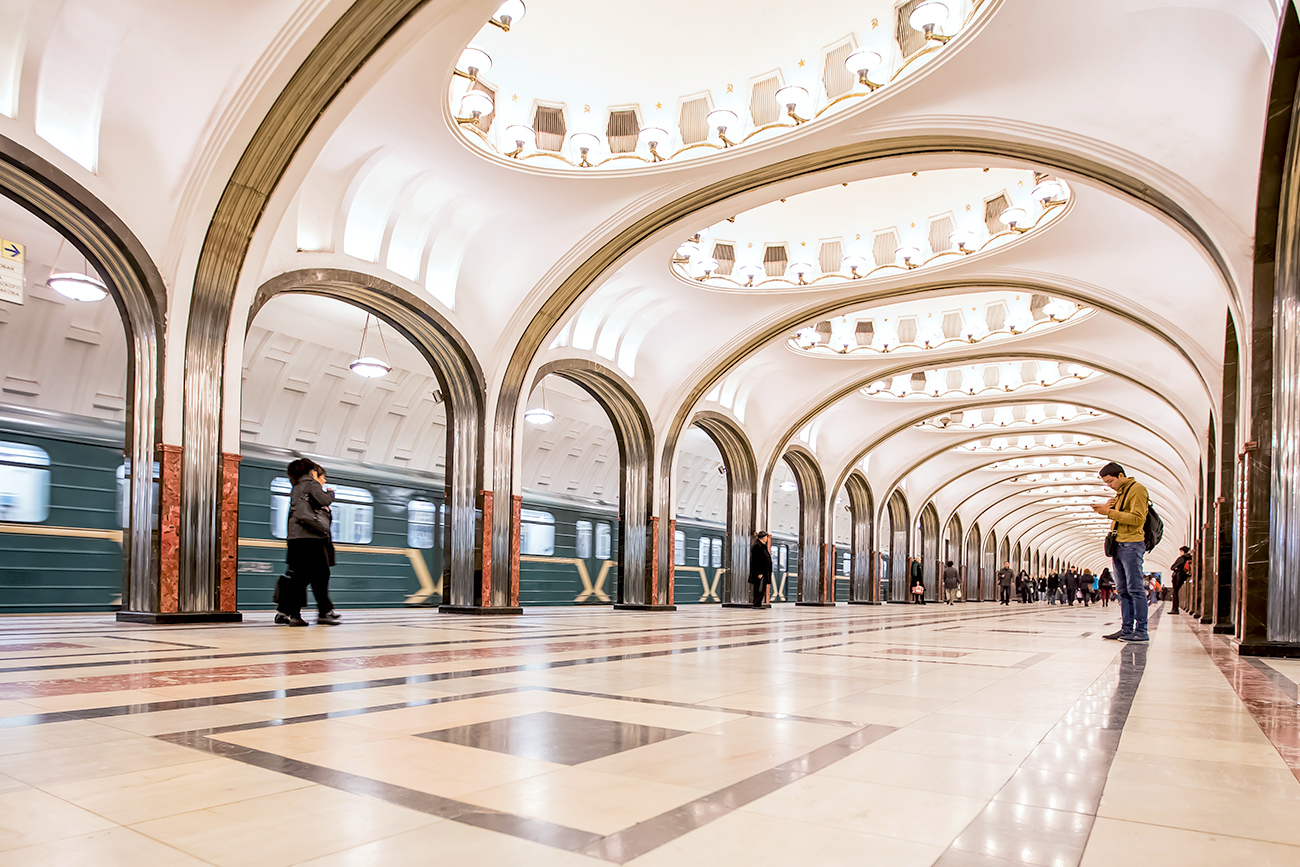 станции метро москвы